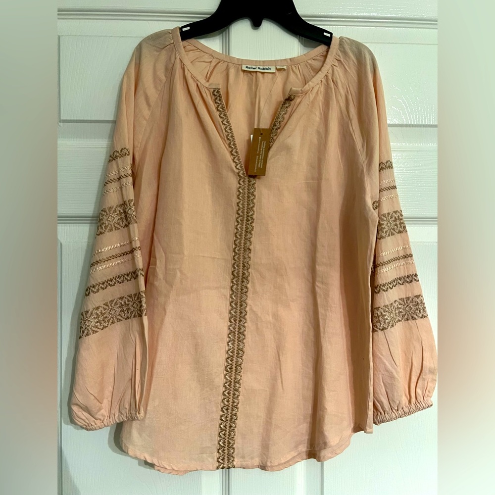 Gorgeous light pink ROLLER RABBIT top. XS.